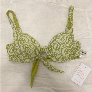 Dippin’ Daisy’s: Sofia Underwire Bikini Top/ Seashore High Waist Cheeky Bottoms